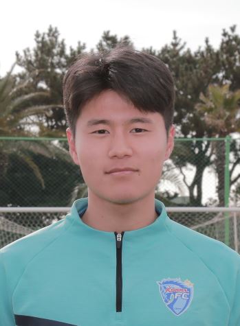 성정윤 18. CF