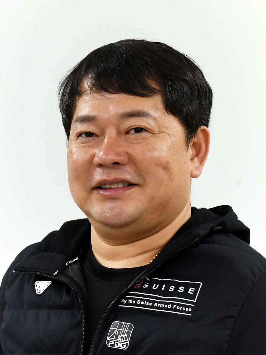 김명곤 감독